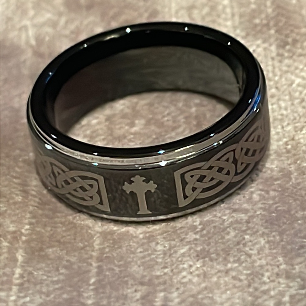Tungsten Size 8.5 Celtic Cross Band Ring NWTS